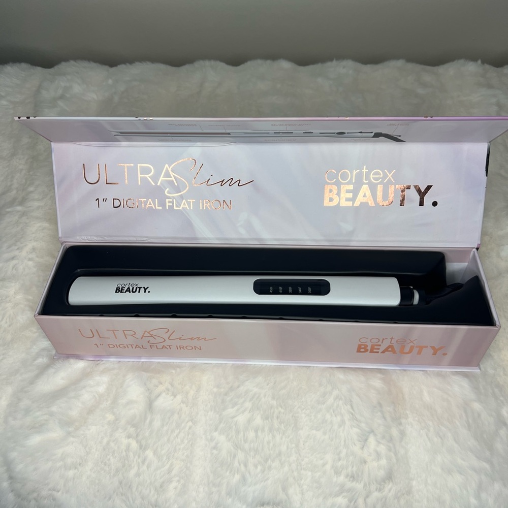 Profesional Cortex Beauty Ultra Slim 1” Ultra-thin Flat Iron MSRP $169.00